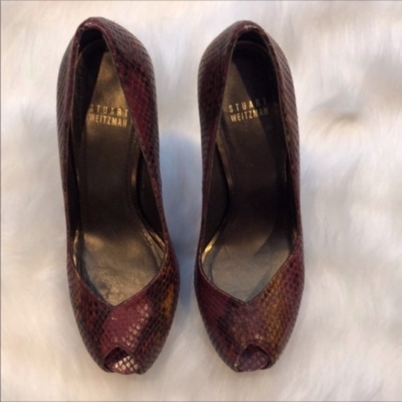 Stuart Weitzman Snakeskin Just So Peep Toe Pump - Picture 3 of 6